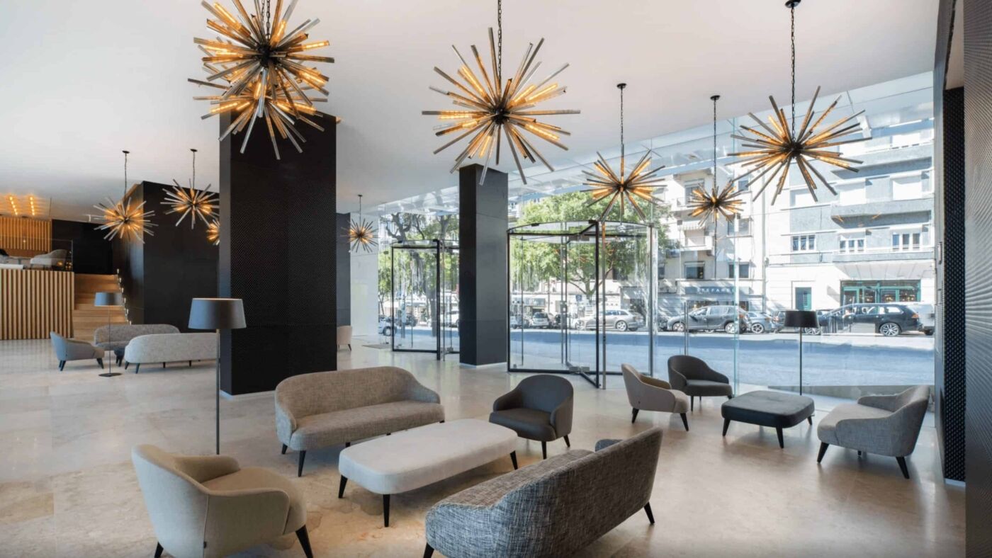 Vestíbulo de un hotel de 4 estrellas para un seminario de empresa o team building en Lisboa