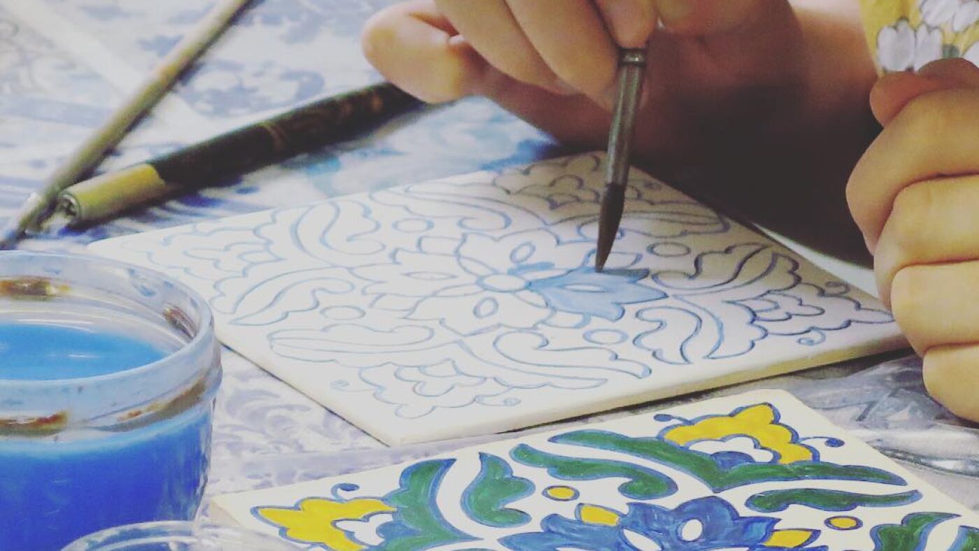 Oficina de Pintura de Azulejo ao lado do Museu Azulejos